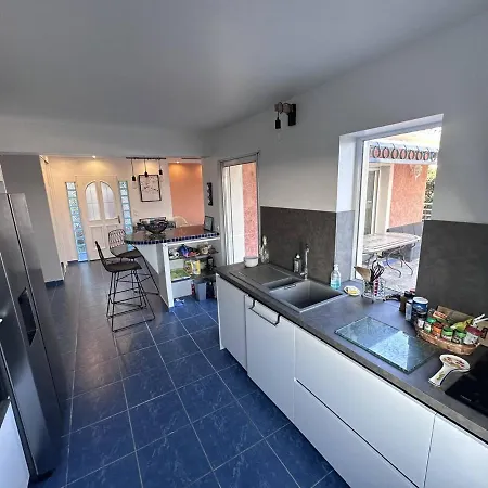 Contemporaine 8/9 Pers Avec Piscine & Clim Proche Plages - 4 Etoiles - Fr-1-768-43