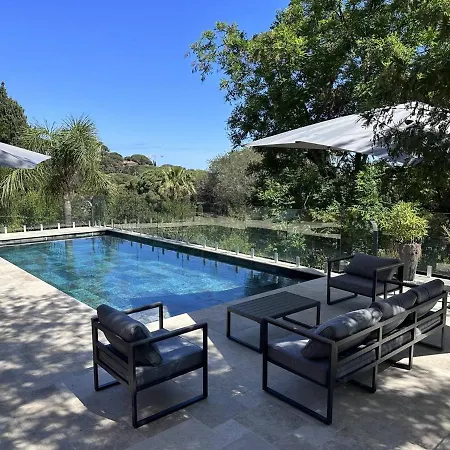 Villa Contemporaine 8/9 Pers Avec Piscine & Clim Proche Plages - 4 Etoiles Les Issambres