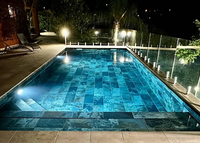 Contemporaine 8/9 Pers Avec Piscine & Clim Proche Plages - 4 Etoiles - Fr-1-768-43 *