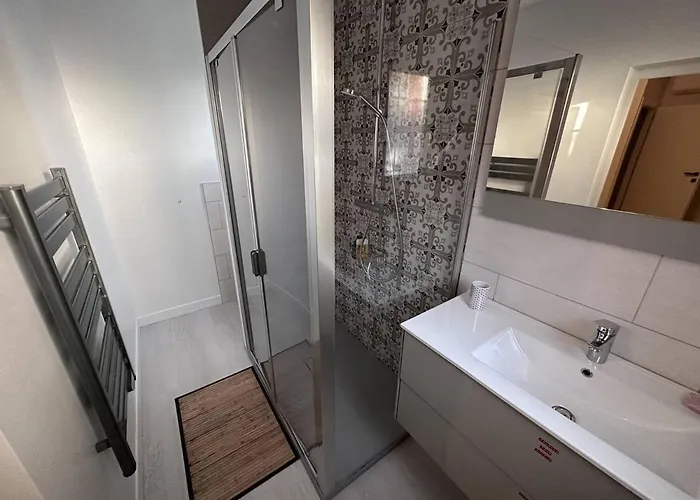 Contemporaine 8/9 Pers Avec Piscine & Clim Proche Plages - 4 Etoiles - Fr-1-768-43 Villa